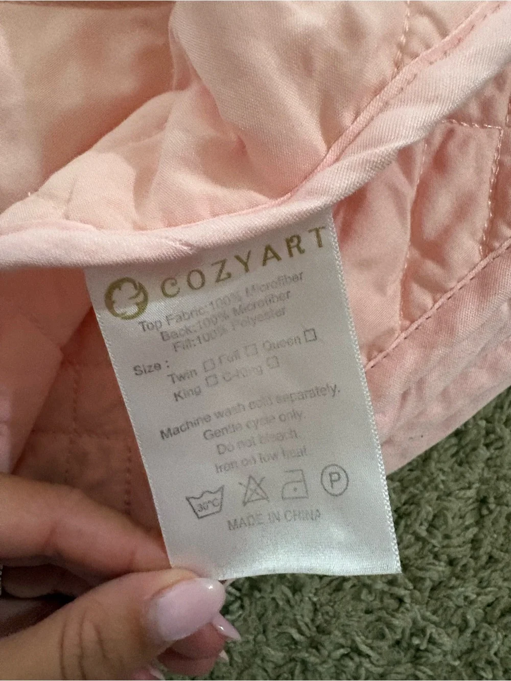 Pale Pink Quilted Comforter Set - Soft Lightweight Cover (Full)